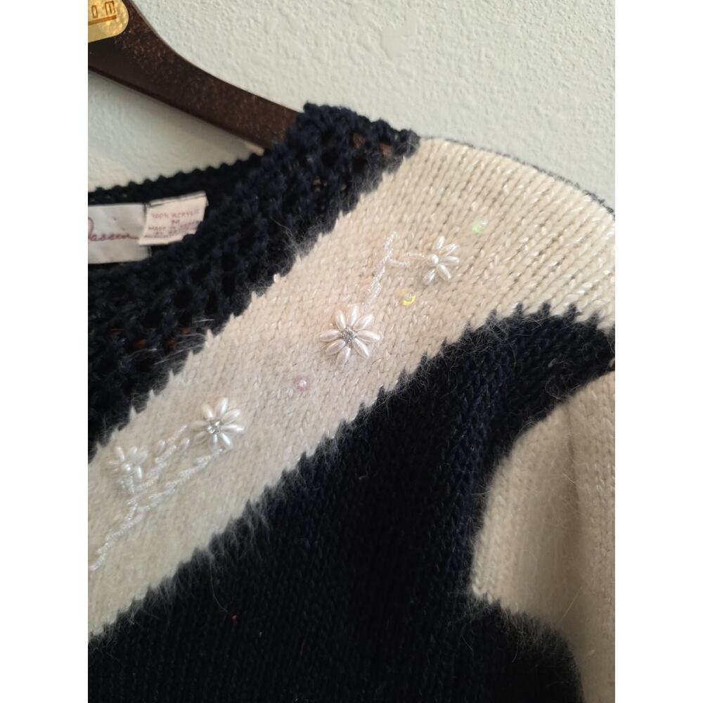Vintage Eddie Dassin Black White Floral Pearl Embroidered Knit Sweater Medium - Picture 6 of 9
